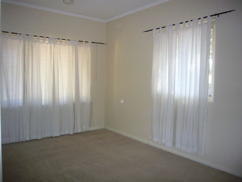 8 Glenview Avenue, Blair Athol SA 5084