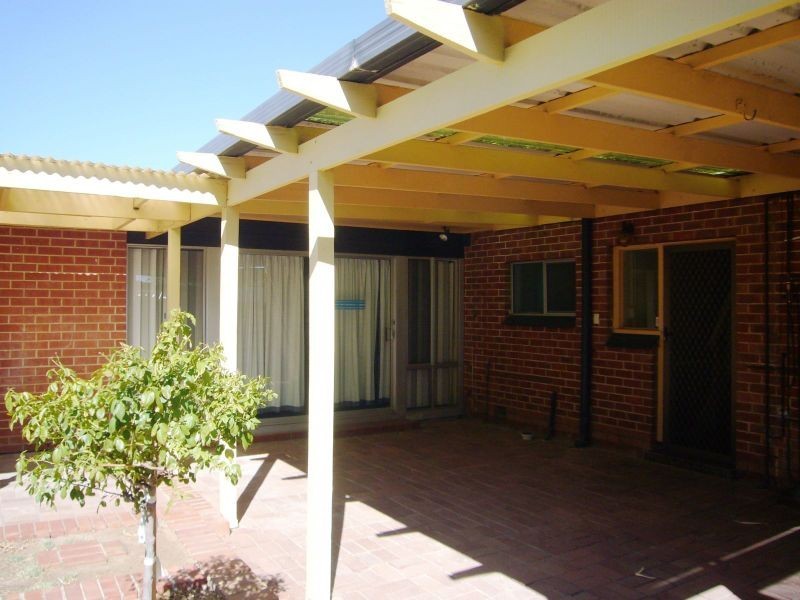 8 Glenview Avenue, Blair Athol SA 5084