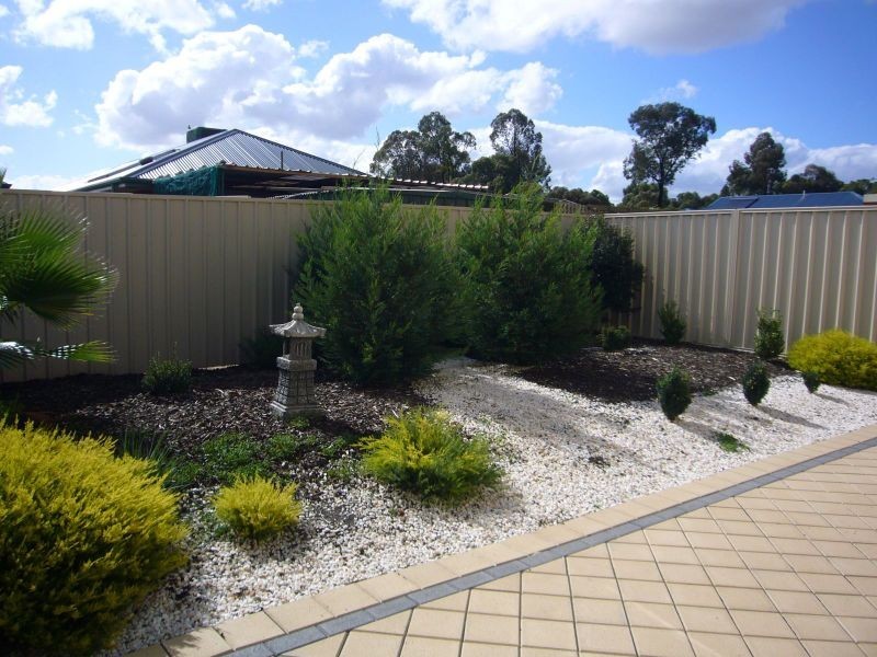 6 Hendry Court, Gilles Plains SA 5086