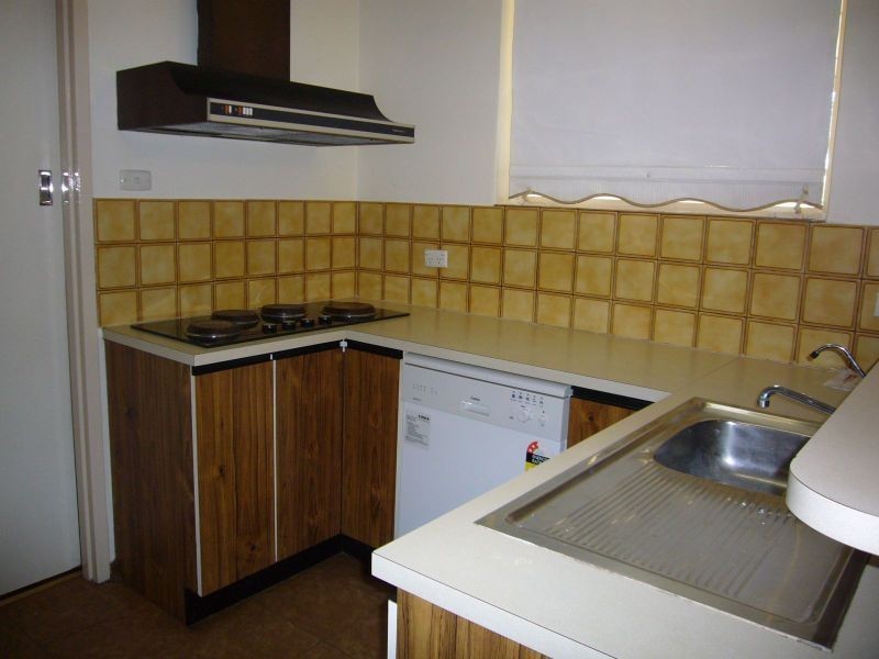 17 Morris Drive, Valley View SA 5093