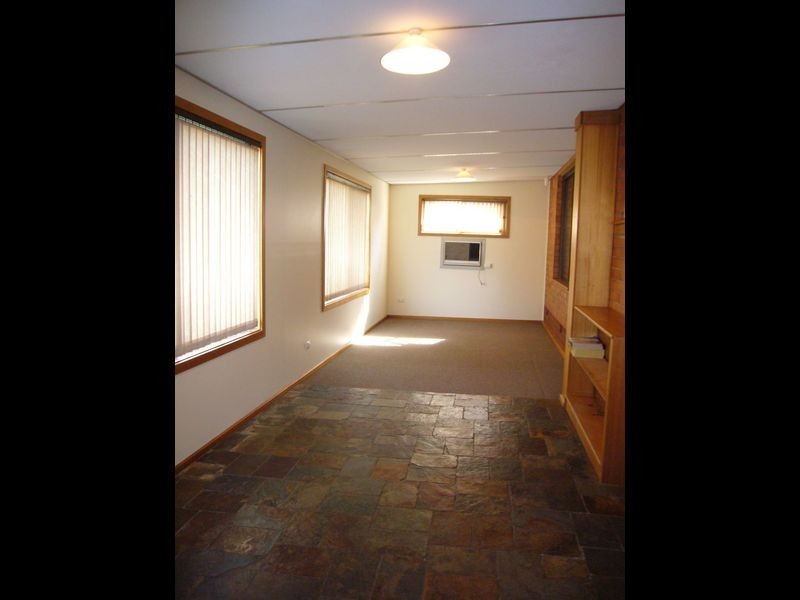 17 Morris Drive, Valley View SA 5093