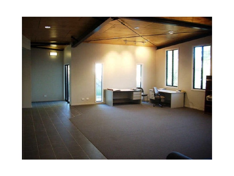 25 Lester Hansen Street, Slade Point QLD 4740