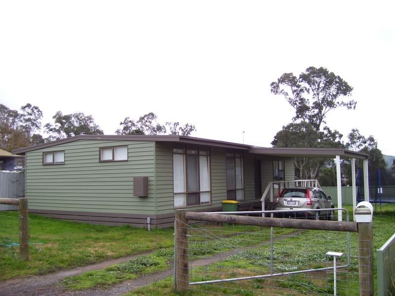 11 Nihil Street, Alexandra VIC 3714