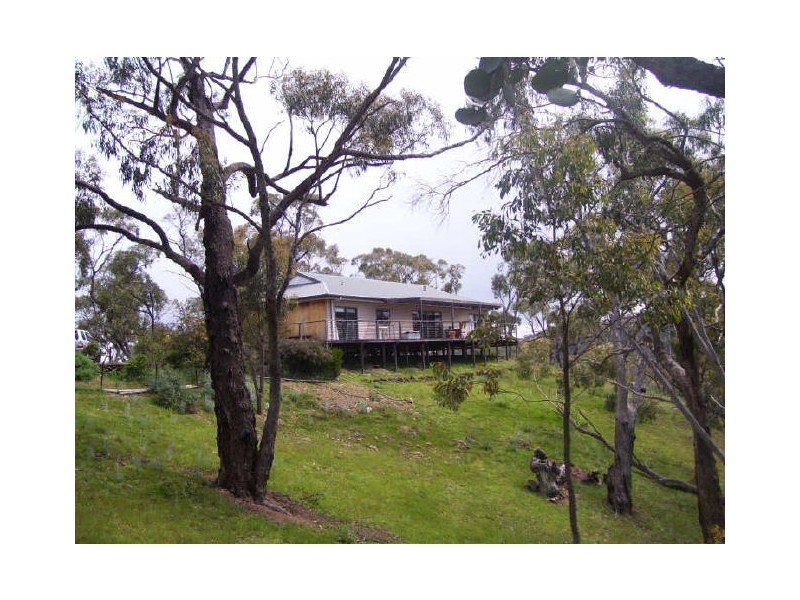 20 Taylor Bay Road, Eildon VIC 3713