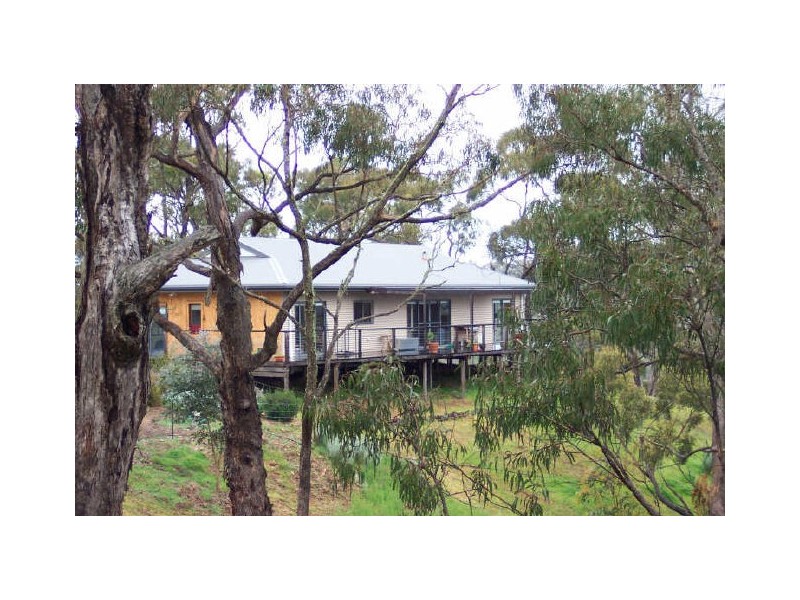 20 Taylor Bay Road, Eildon VIC 3713