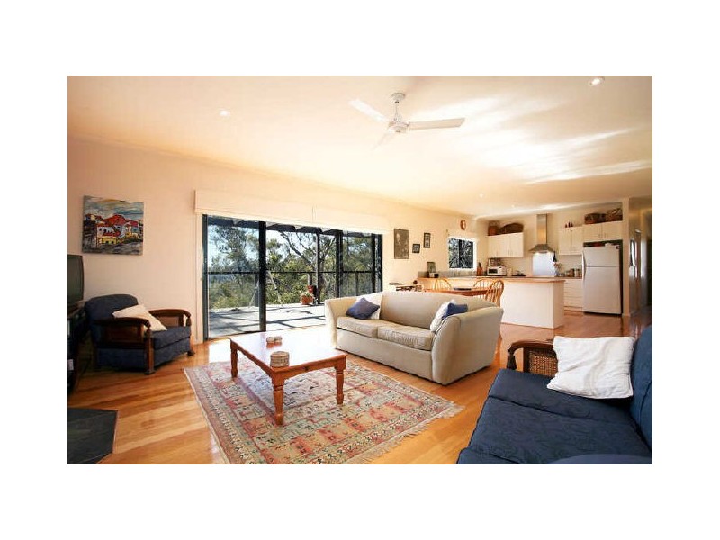 20 Taylor Bay Road, Eildon VIC 3713