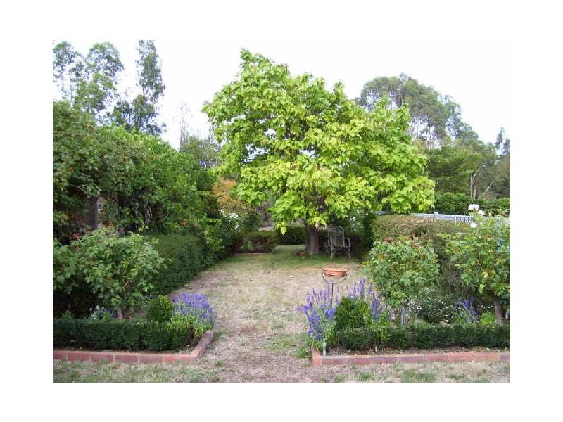 30 Halls Flat Road, Alexandra VIC 3714