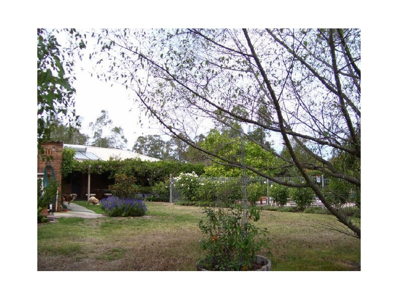 30 Halls Flat Road, Alexandra VIC 3714