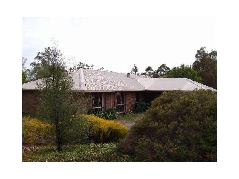 30 Halls Flat Road, Alexandra VIC 3714