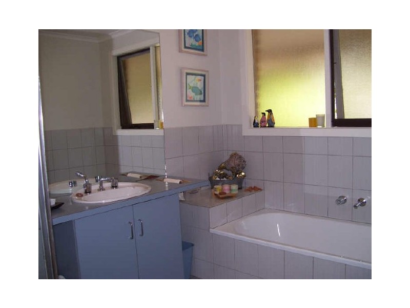 30 Halls Flat Road, Alexandra VIC 3714