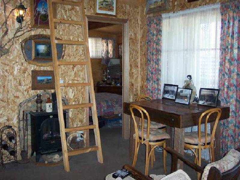 3 Fitzroy Court, Alexandra VIC 3714