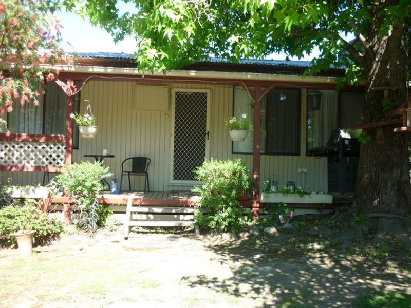 13 Hillside Drive, Eildon VIC 3713