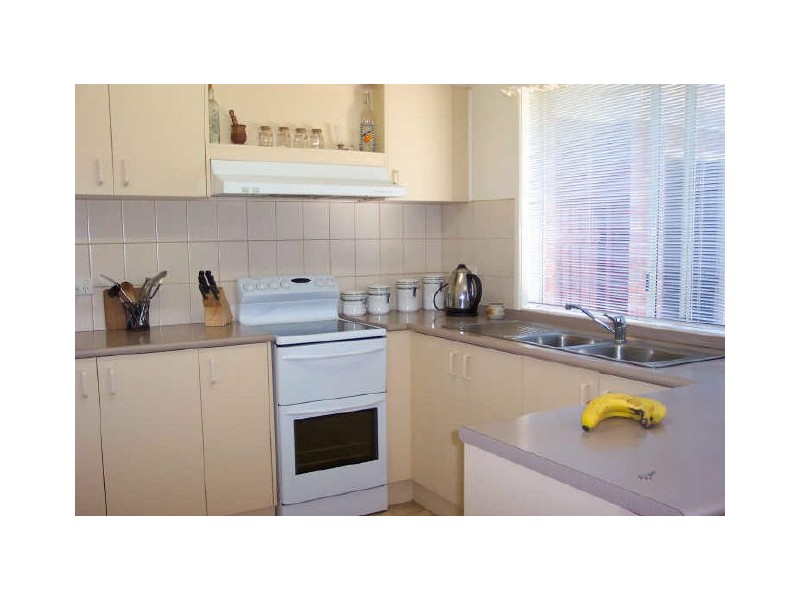 2 Oswald Drive, Alexandra VIC 3714