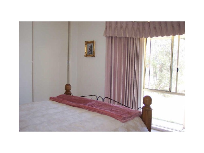 2 Oswald Drive, Alexandra VIC 3714