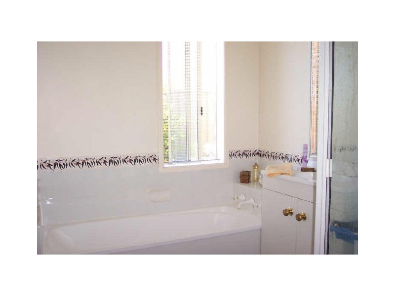 2 Oswald Drive, Alexandra VIC 3714
