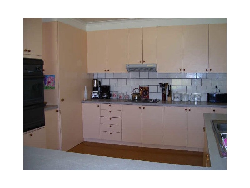 18 McKenzie St, Alexandra VIC 3714