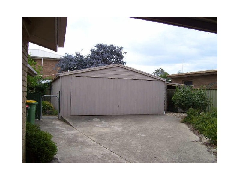 33 Rose Street, Alexandra VIC 3714