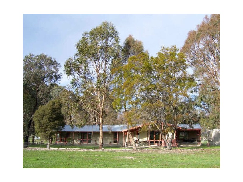 905 Gobur Road, Yarck VIC 3719