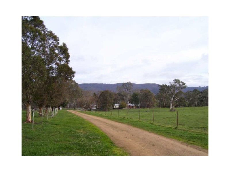 905 Gobur Road, Yarck VIC 3719
