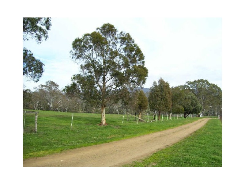 905 Gobur Road, Yarck VIC 3719