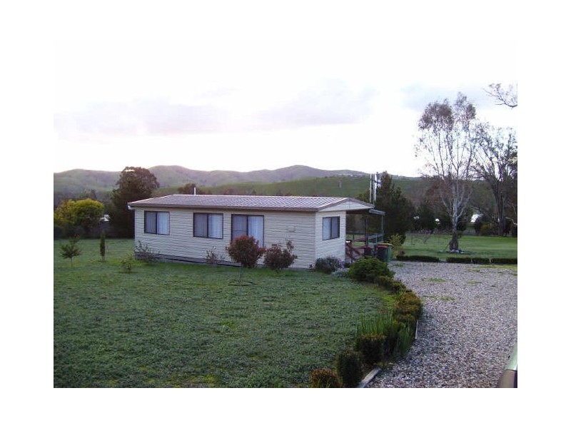 16 Jones Close, Alexandra VIC 3714