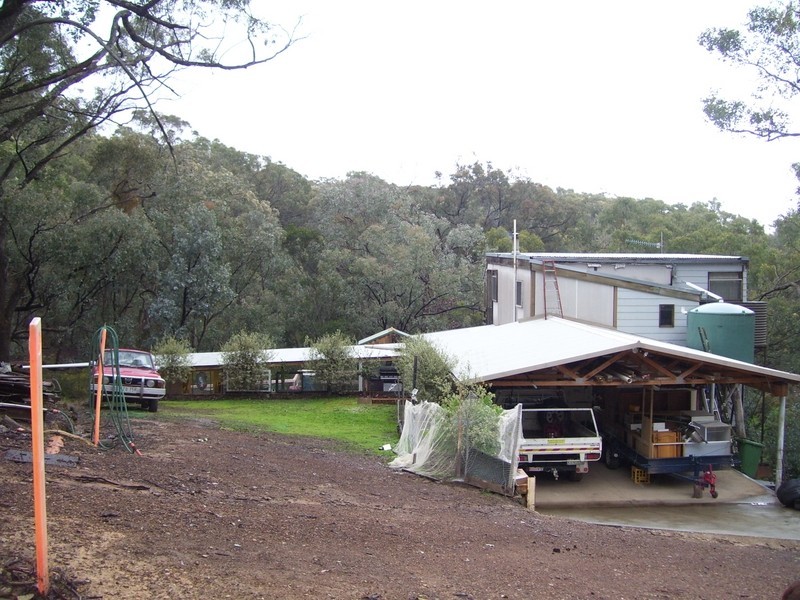 297 Old Yarck Road, Yarck VIC 3719
