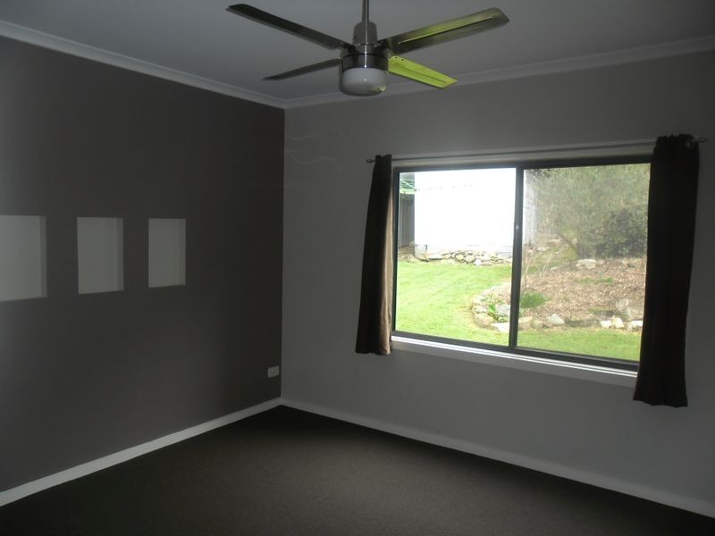 33 Fifth Street, Eildon VIC 3713