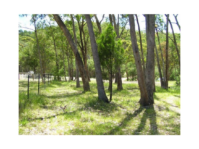 4 Hill Court, Eildon VIC 3713