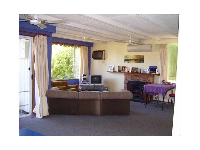 12 East Crescent, Eildon VIC 3713
