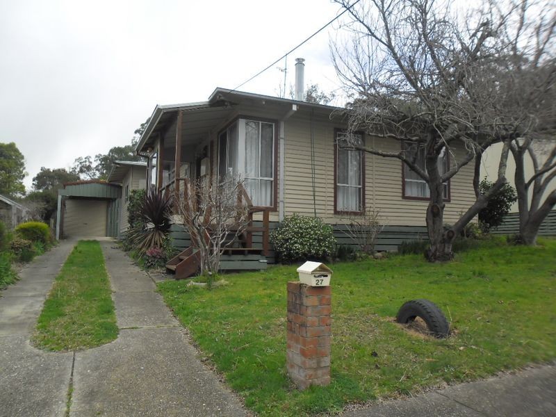 27 Fifth Street, Eildon VIC 3713