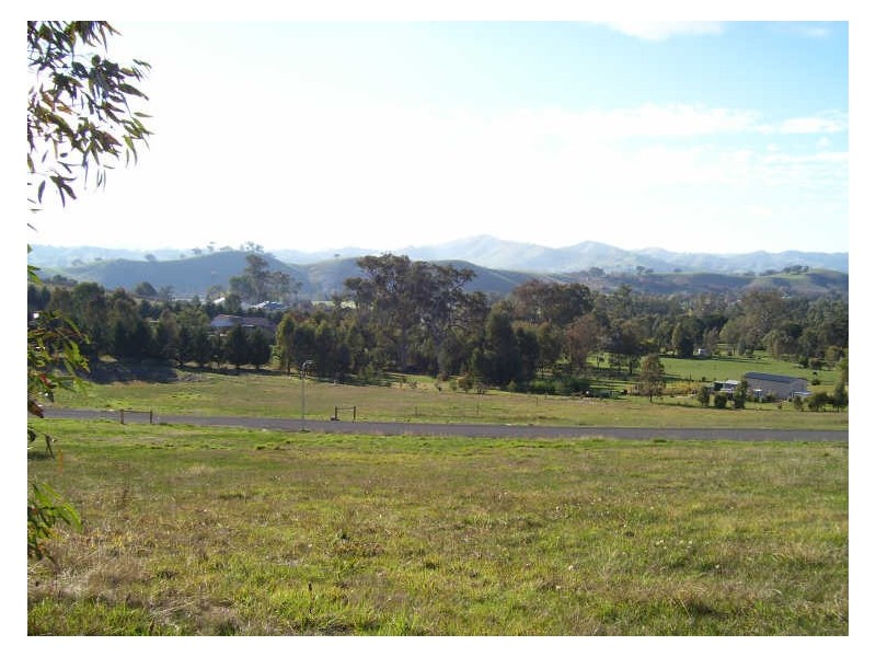 Lots 2, 4, 5,/48 Redgate Place, Alexandra VIC 3714