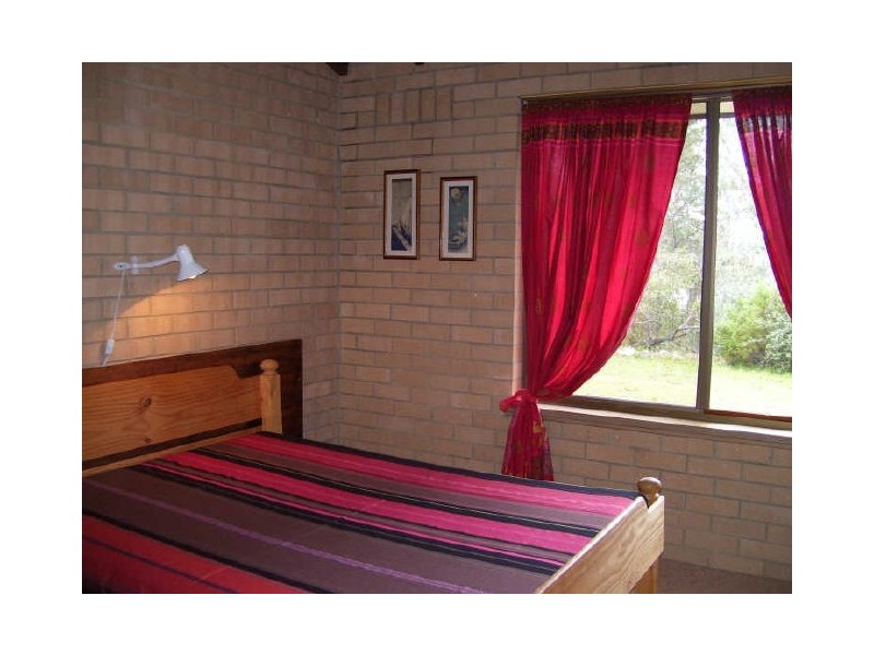 253 Left Arm Road, Taylor Bay VIC 3713