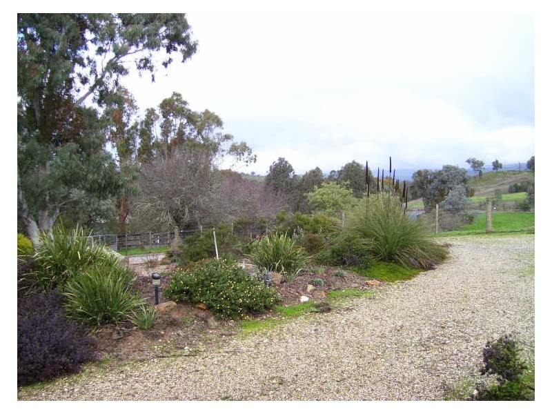 21 Acheron Road, Alexandra VIC 3714