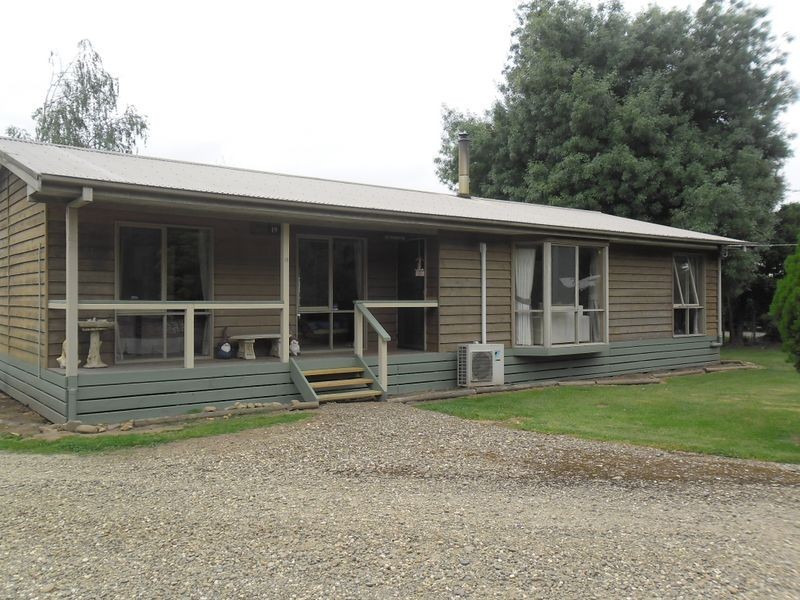 19 Mareeba Avenue, Buxton VIC 3711