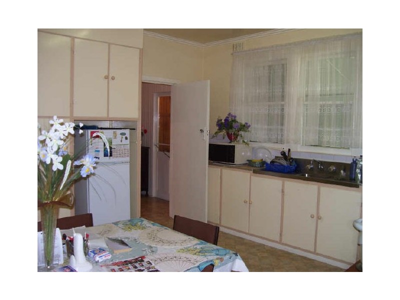 2 Taylor Street, Alexandra VIC 3714