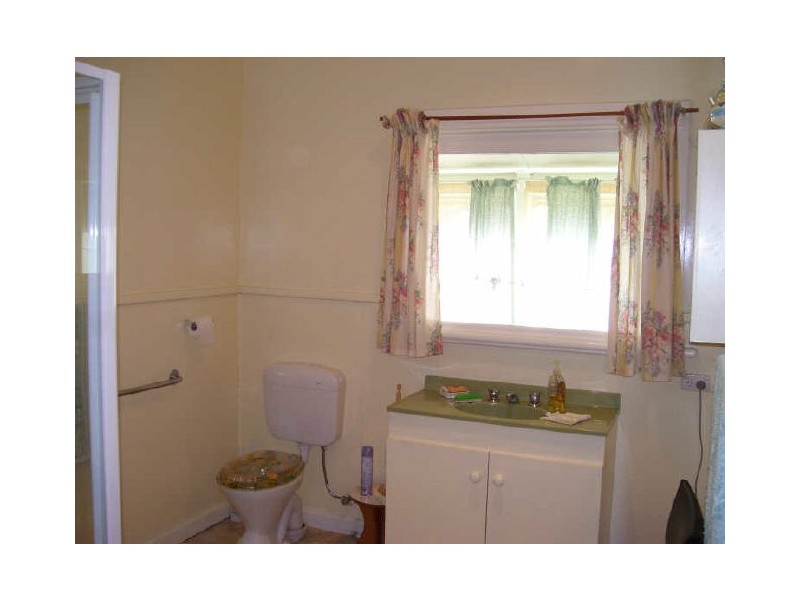 2 Taylor Street, Alexandra VIC 3714