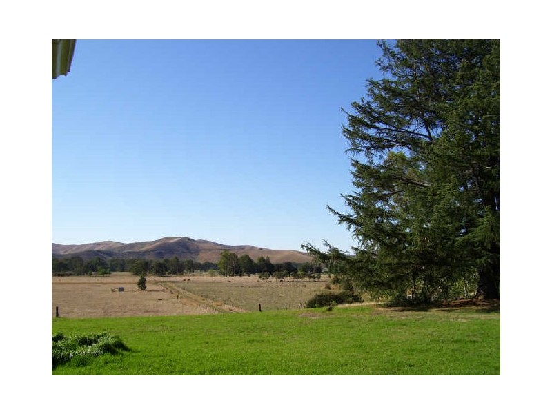 68 Crystal Creek Road, Alexandra VIC 3714