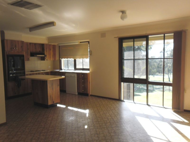 29 Myrtle Street, Alexandra VIC 3714