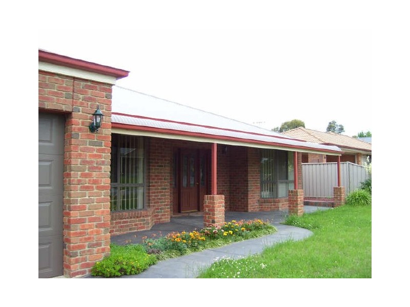 5 Oswald Drive, Alexandra VIC 3714