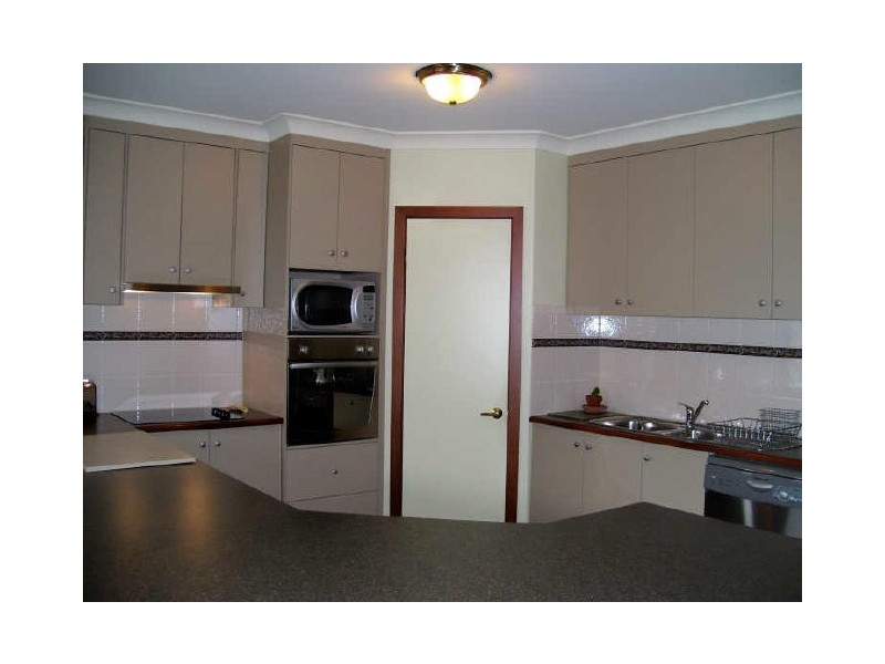 5 Oswald Drive, Alexandra VIC 3714