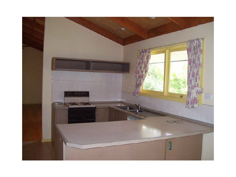 17 Mareeba Avenue, Buxton VIC 3711