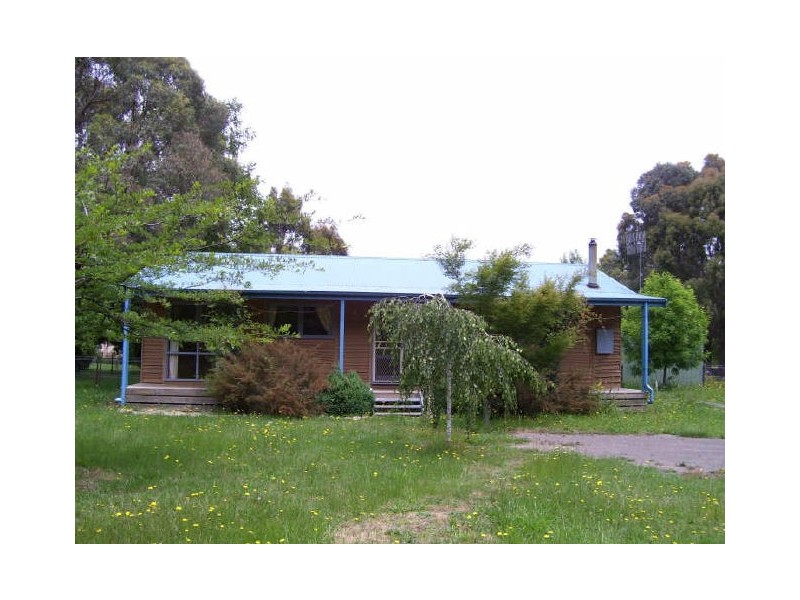 17 Mareeba Avenue, Buxton VIC 3711