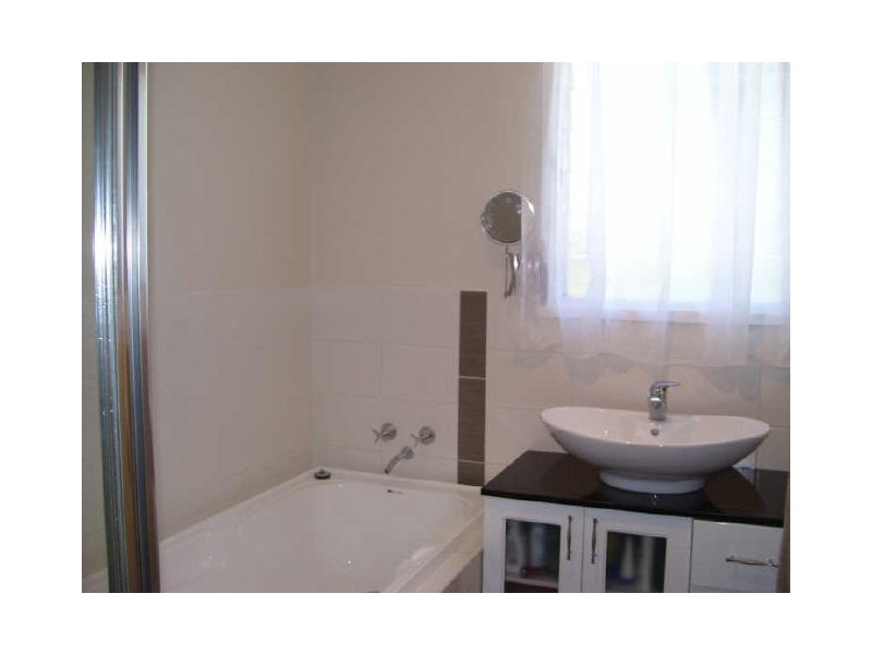 26 Tenth Street, Eildon VIC 3713