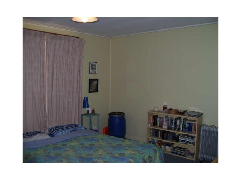 5 Fifth Street, Eildon VIC 3713