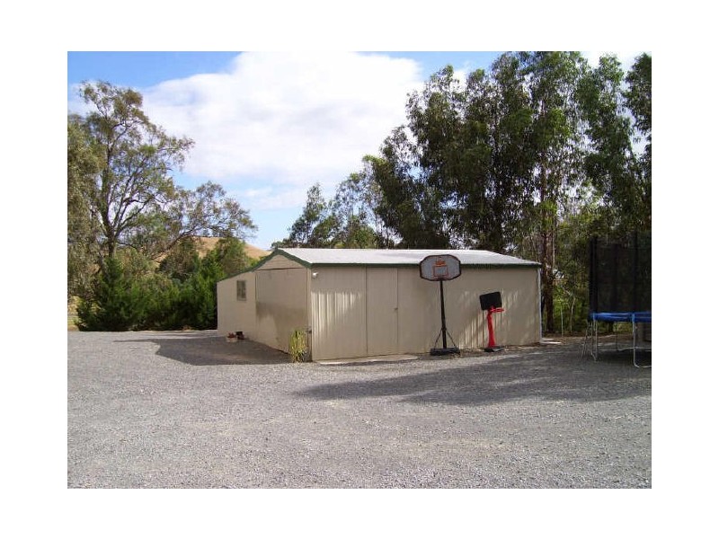 28 Jones Close, Alexandra VIC 3714