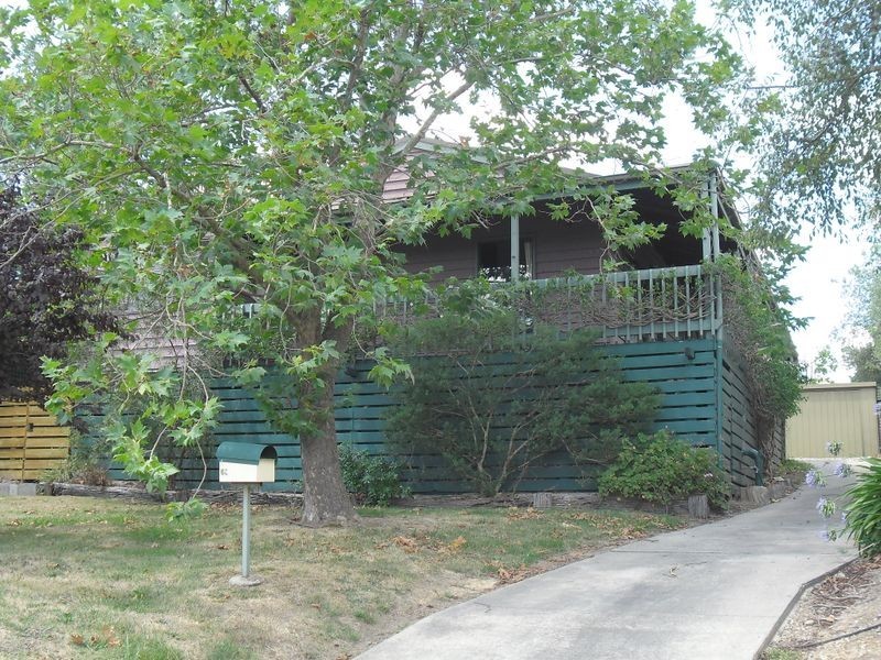 63 Villeneuve Street, Alexandra VIC 3714