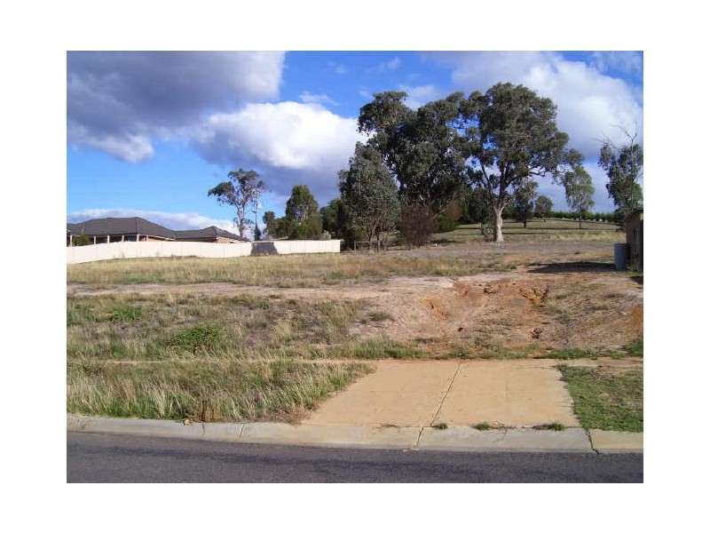 21 Oswald Drive, Alexandra VIC 3714
