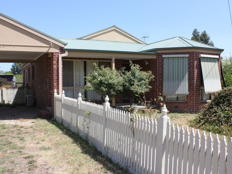 28 Rose Street, Alexandra VIC 3714