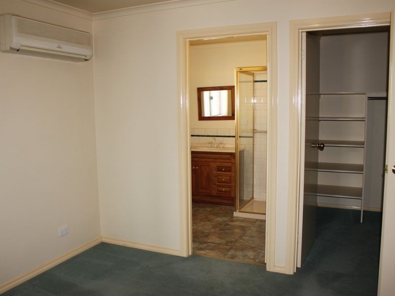 28 Rose Street, Alexandra VIC 3714