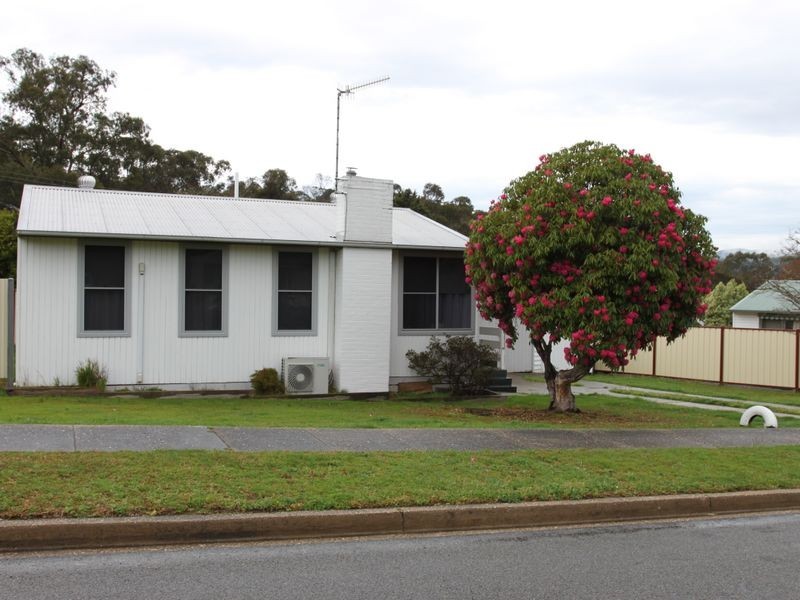 18 Second Street, Eildon VIC 3713